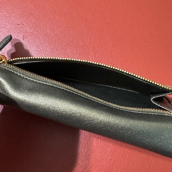 Authentic Prada Flap Wallet Green - Picture 12 of 13